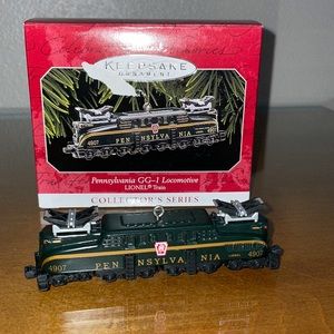 [Hallmark] Pennsylvania GG-1 Locomotive Ornament
